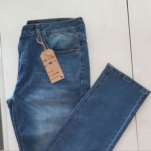 Ring of Fire, jeans for man size 33.